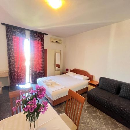 Apartments Radosevic Ulcinj Exterior photo