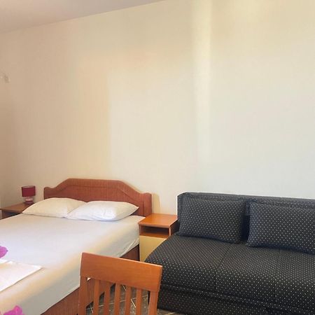 Apartments Radosevic Ulcinj Exterior photo
