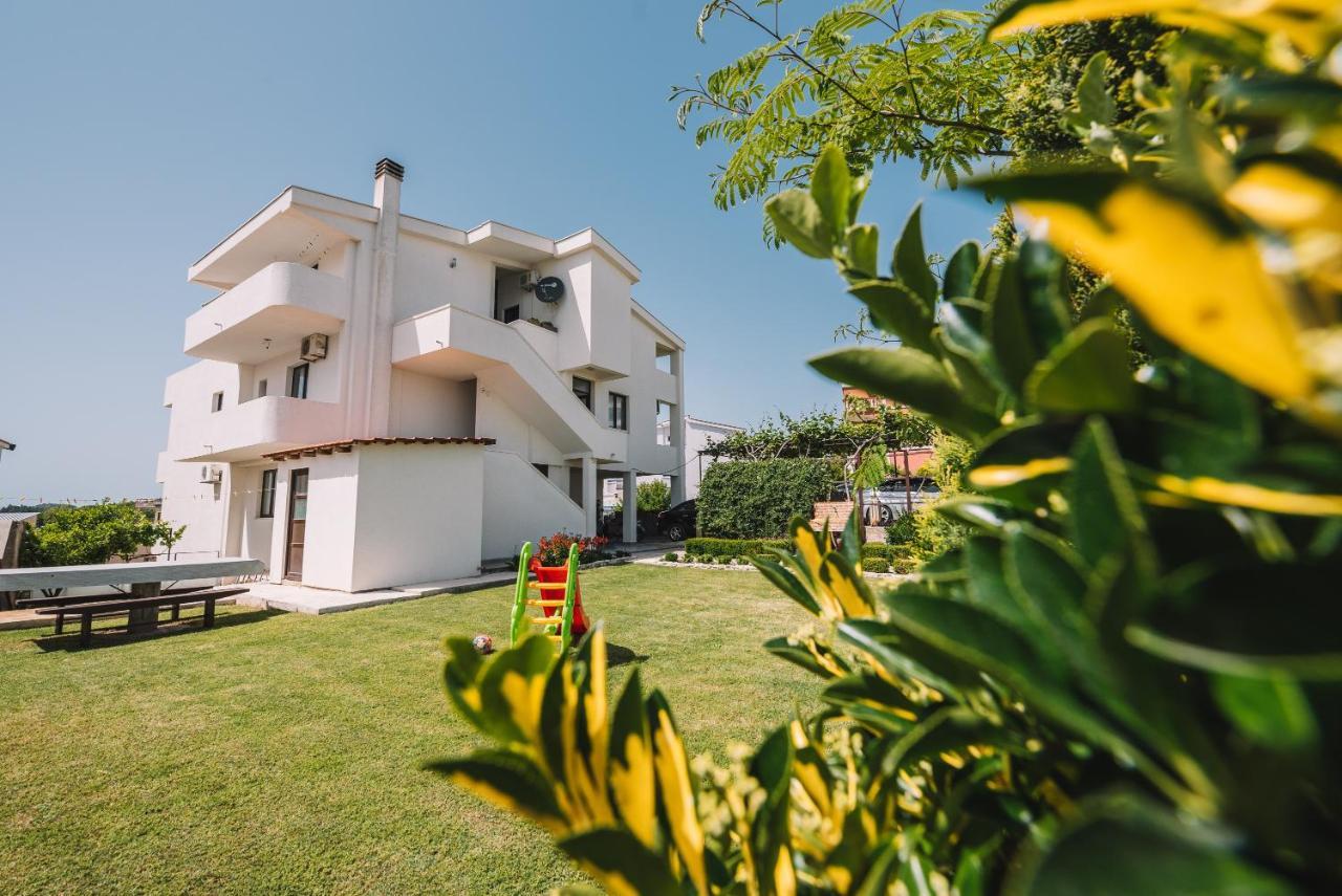 Apartments Radosevic Ulcinj Exterior photo