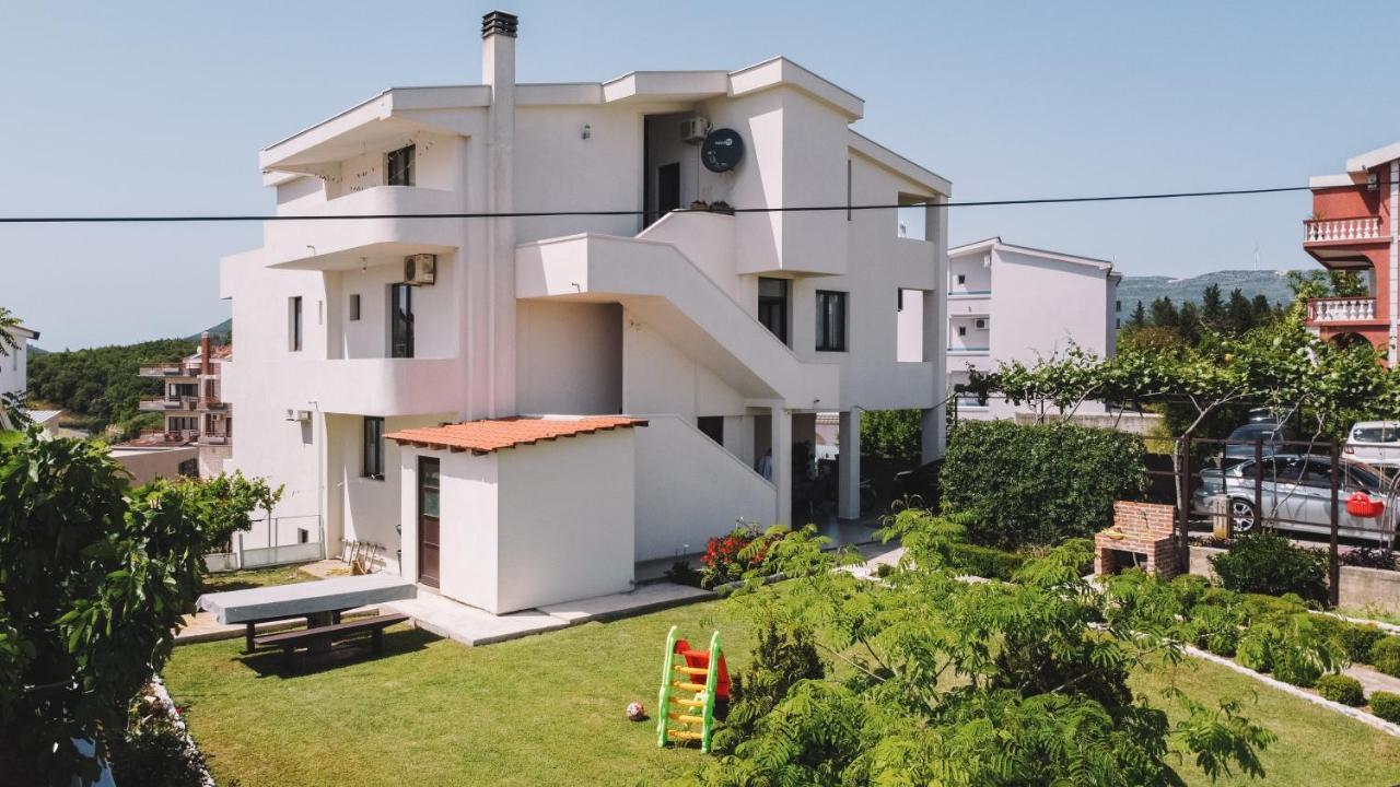 Apartments Radosevic Ulcinj Exterior photo