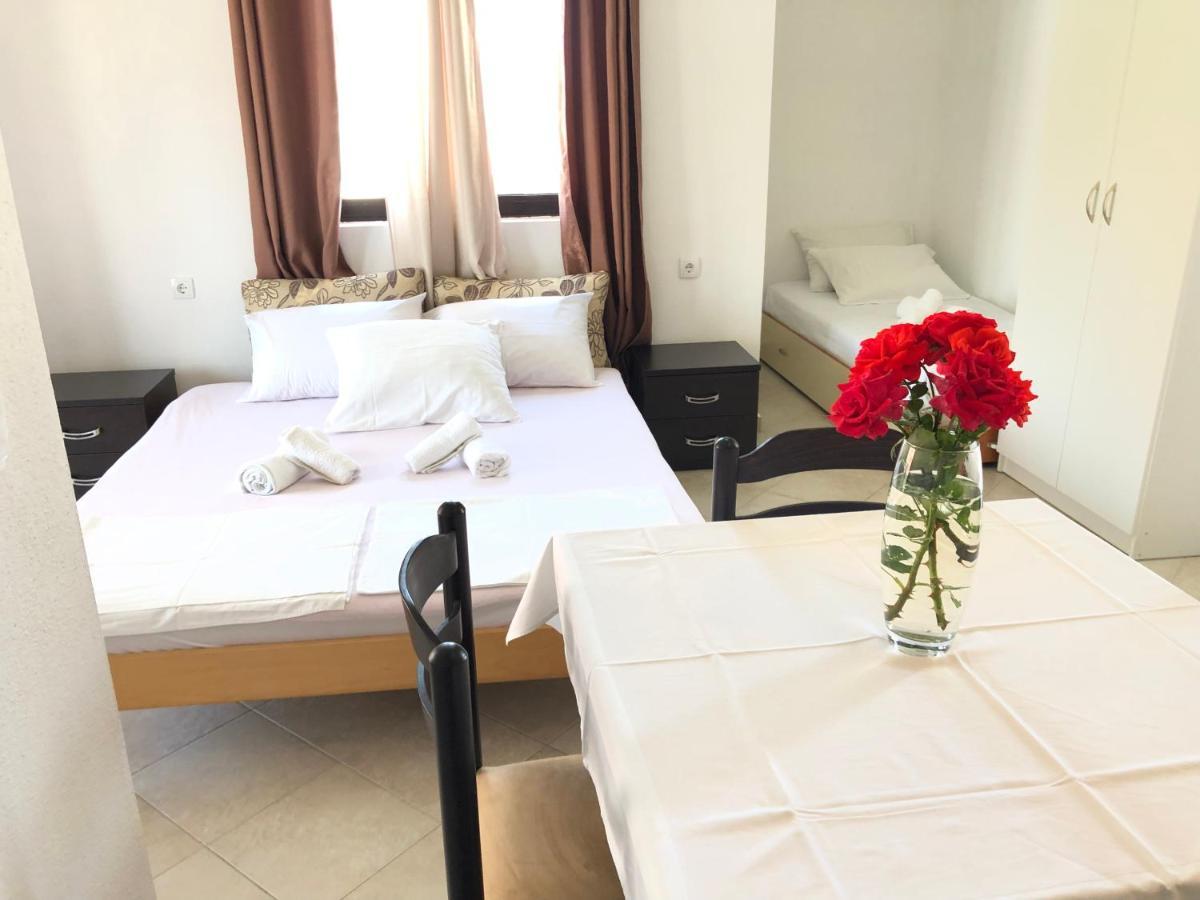 Apartments Radosevic Ulcinj Exterior photo