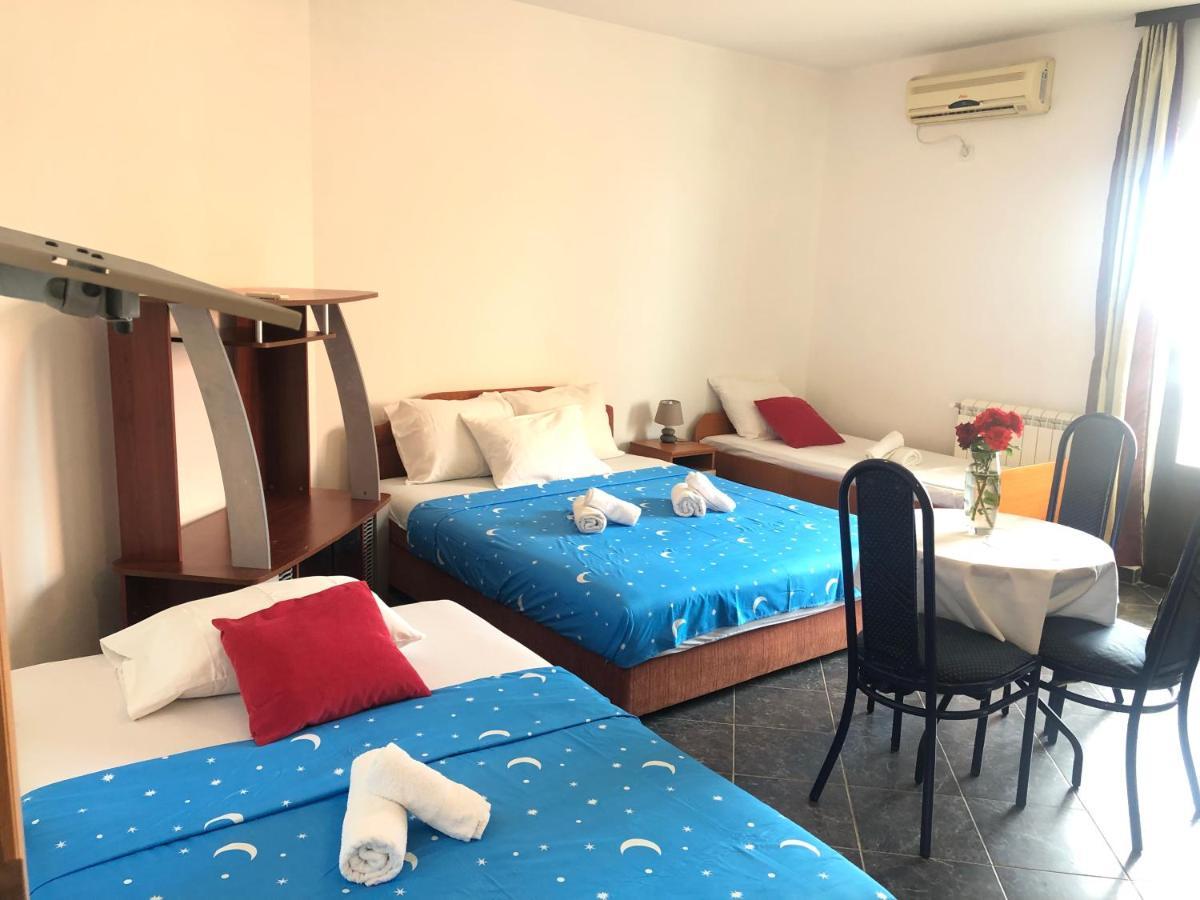 Apartments Radosevic Ulcinj Exterior photo