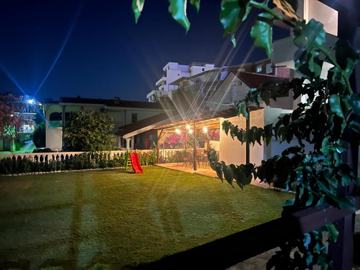 Apartments Radosevic Ulcinj Exterior photo
