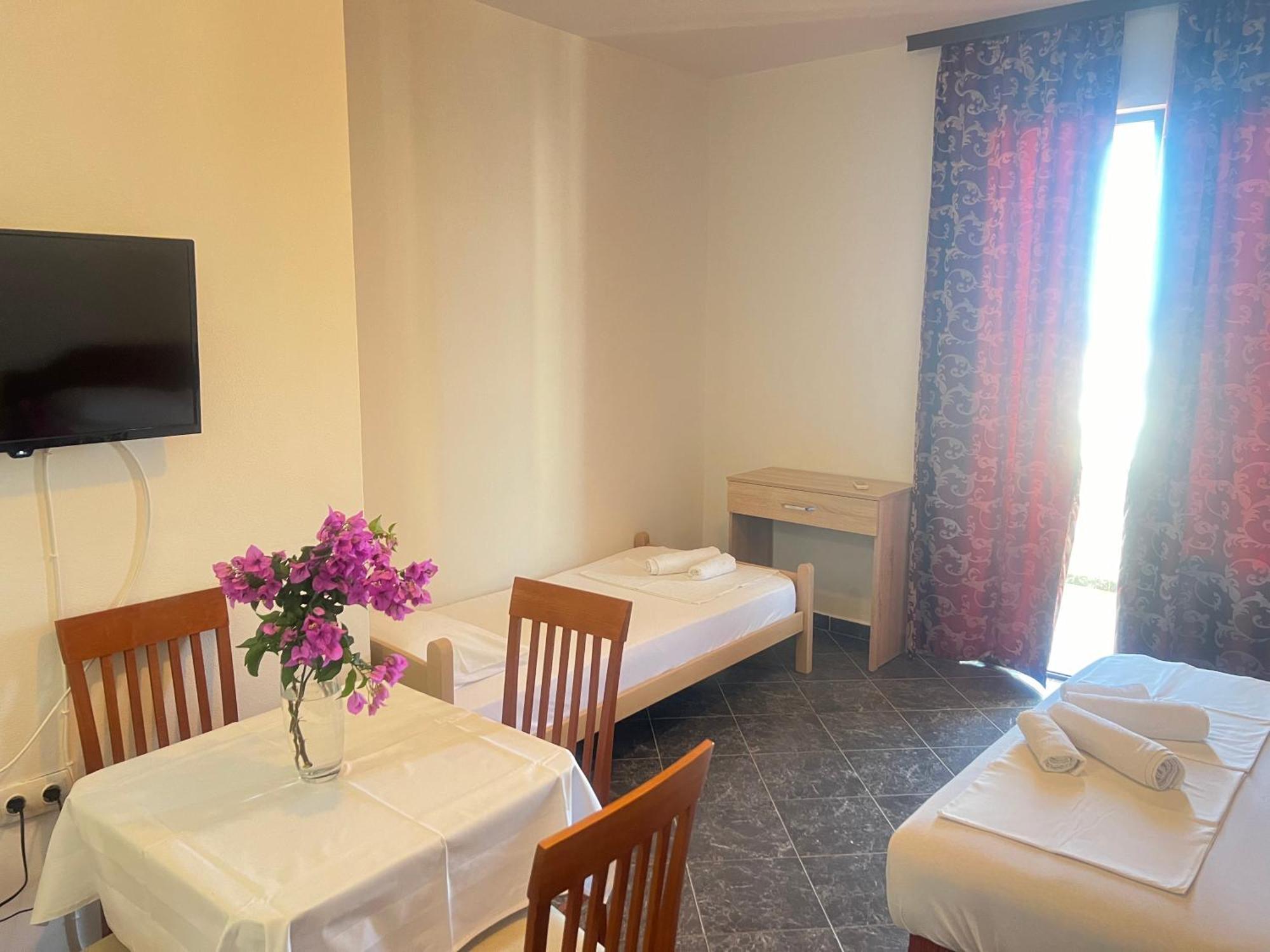 Apartments Radosevic Ulcinj Exterior photo